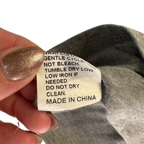 Staple Casual Women Gray V-Neck Short Flare Sleeve Tee Size XXL Casual Basic Top - Picture 5 of 7